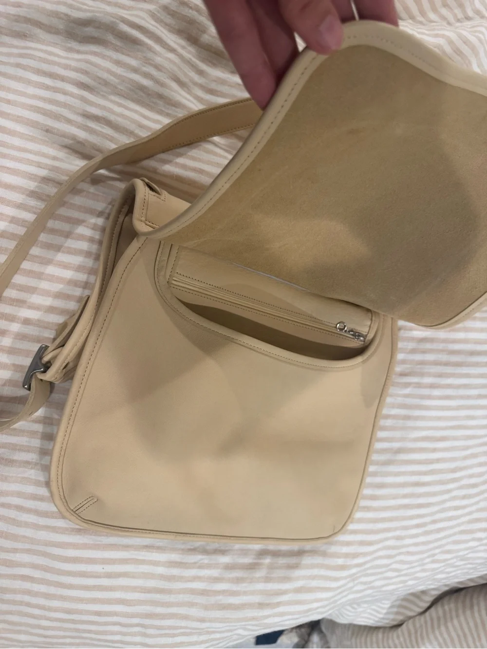 Vintage Coach Slim Hippie 9404 Bag in Cream